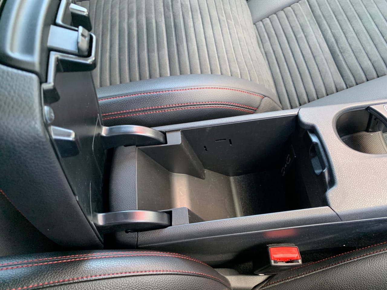 2015 Mercedes Benz CLA250
